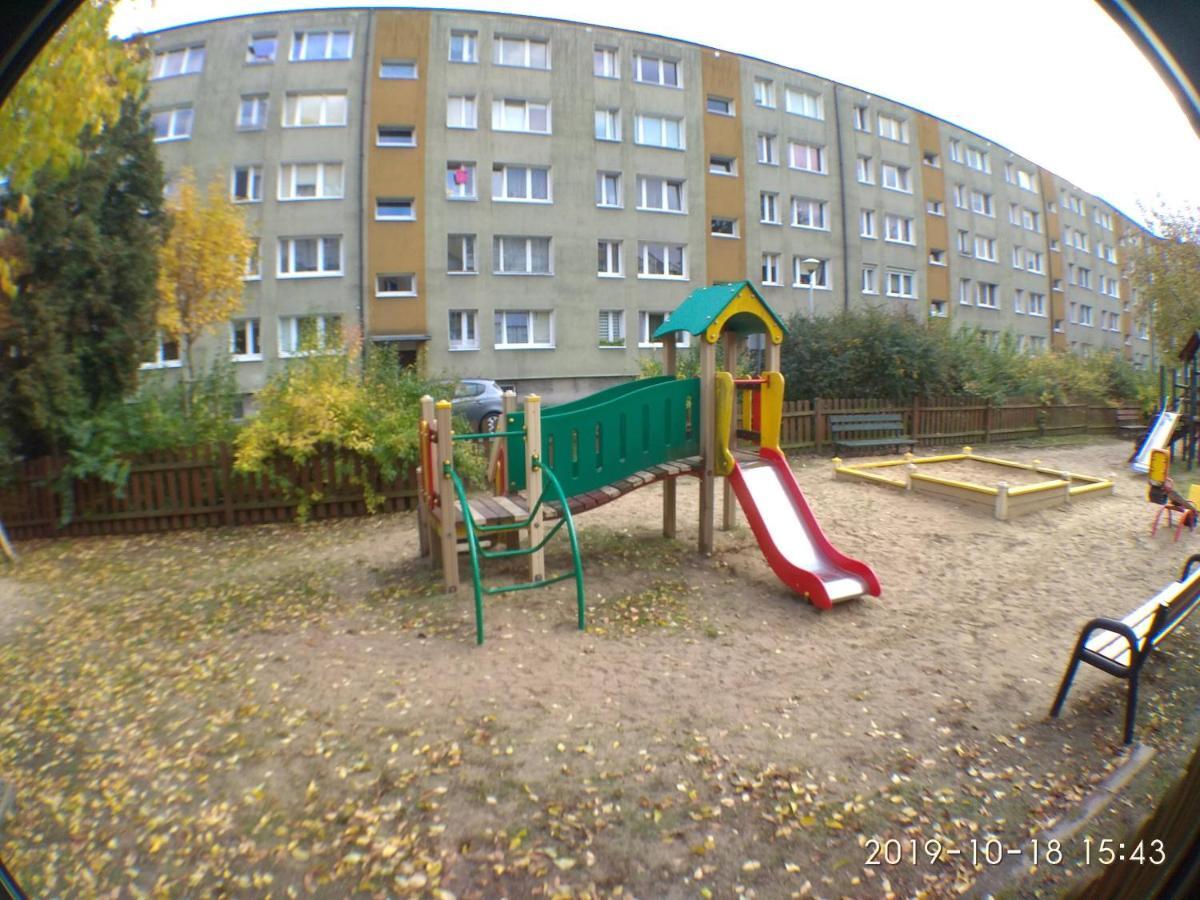 2120 Przyjazni 4 - Tanie - Samodzielne Zameldowanie - Self Check In * Poznaň